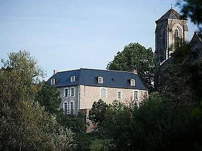 Logis Le Prieure Des Gourmands Hotel 3*