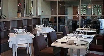 Hotel Logis Le Prieure Des Gourmands 3*